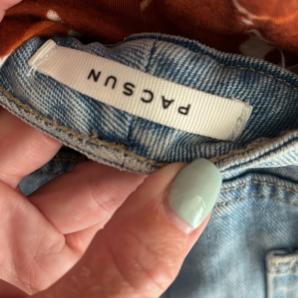 Pacsun Distressed Mom Jeans - Size 25 - Picture 7 of 7